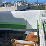 House Fenais da Luz