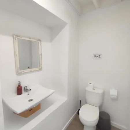 House فندق مبيت وإفطار