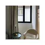 House לינה וארוחת בוקר *