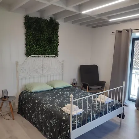 Bed & Breakfast House Fenais da Luz
