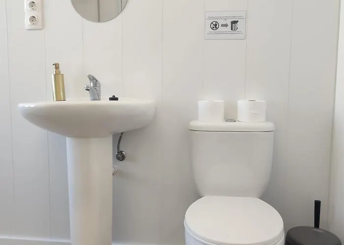 House Bed & Breakfast