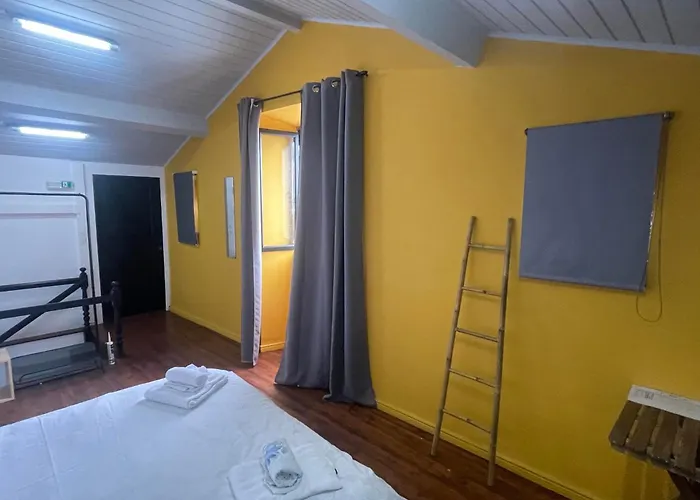 فندق مبيت وإفطار House